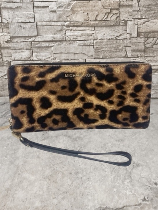 Michael Kors Handbags - Michael Kors Large Continental Wallet Calf Hair Cheetah Print Butterscotch